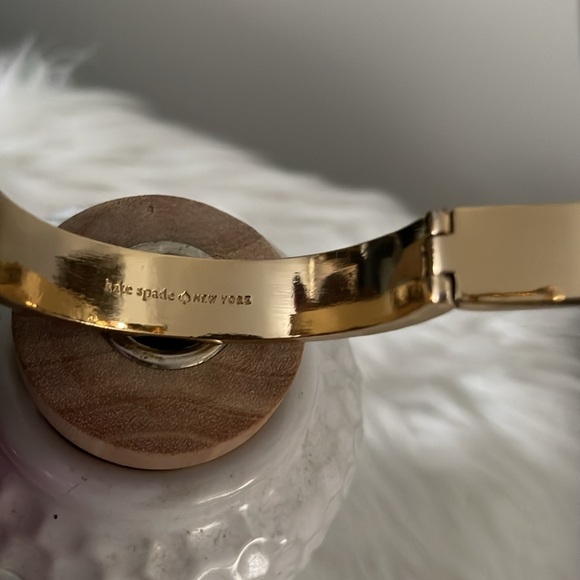 Kate Spade gold and black bangle bracelet with opening. EUC. - Picture 8 of 11